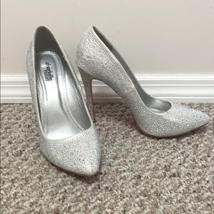 Super Adorable Rhinestone Pumps